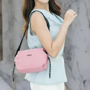 [다잇템] 여성 경량 쁘띠 스트랩 여행용 크로스백