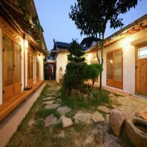[전북 펜션] 전주 한옥마을숙박 알콩달콩다락방펜션 (전주 완산구,완주)