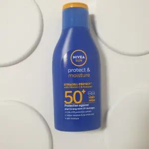 니베아 선 프로텍트 앤 모이스춰 선 로션 100ml X 2개 (SPF50+/PA++++)
