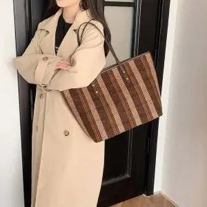 [다잇템] 여자 쇼퍼 컨템포러리 FW 체크패턴 숄더백