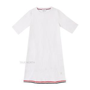 [톰브라운] 키즈 KJD004A J0037 100 로고 스트라이프 반팔 원피스 화이트