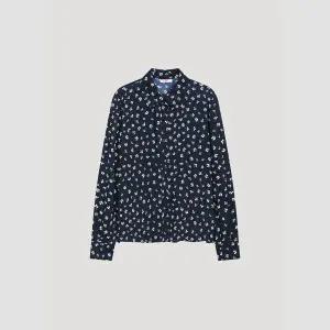 [롯데백화점]리스트 클로버 프린트 셔츠(TWWSTP50030)