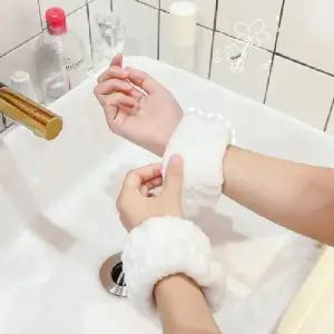 세안손목밴드 물흘러내림방지 흡수형 세면 손목밴드_23060082