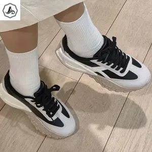 [애슬릿] 여성 키높이 운동화 스니커즈 데일리 패션 국산