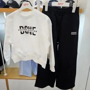 [에스핏] HC30 루즈맨투맨 와이드세트 봄가을 티셔츠 바지 상하복 아이보리 SJZ101 (S30165590)