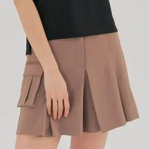 [테일러메이드] 여성 플리츠 4부 치마바지 TWPSM6283-513
