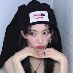 트렌디한 고급 토끼 니트 비니 모자 데일리 포인트 필수 소품