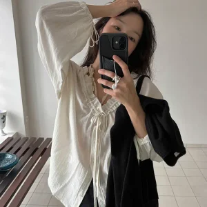 [메이비베이비] Evanie Blouse (2colors)