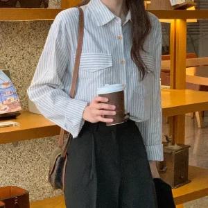 뮤넌 스트라이프 포켓 긴팔 셔츠 봄 여성 스트라이프셔츠 출근룩 데일리룩 데이트룩
