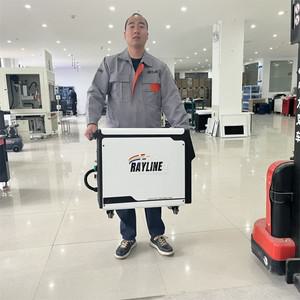 1500W 휴대용 섬유 레이저 용접 기계 공냉식 절단 청소 3In1 강철