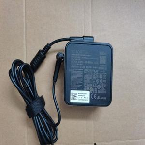 MSI Modern 15 A11M/A11MU/A11ML 시리즈 기존 Puryuan 4.5mm*3.0mm 핀 AC 어댑터용 새 OEM 델타/MSI 19V 3.