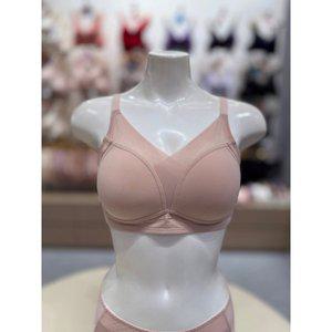 [트라이엄프](강남점)[75A-90B]헴레이스  베이지 스포츠 노와이어 브래지어 (TEWBRR22BE)