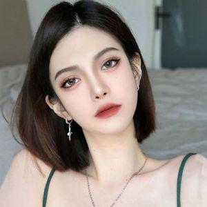 변화를 원하는 분들을 위한 단발머리용 네츄럴블랙 투명가발