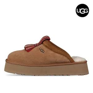 [어그]어그 UGG 타즐 플랫폼 여성 겨울 방한 양털 슬리퍼 1152677-CHE