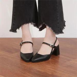 [오노마] ONM 스트랩샌들 샌들힐 데일리 여름신발 미들굽 스틸레토  8533109)