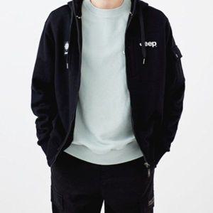 [지프] 나침반 자수 후드 집업 JN1TZU003
