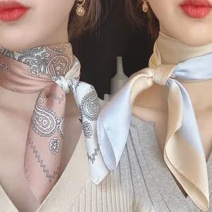 파스텔 실크새틴 페이즐리 패턴 숏 스카프