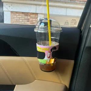 고품질 차량용 창문 헤드레스트 거치대 컵홀더 헤드레스트거치대 헤드레스트거치 차량용품 WFH17E6