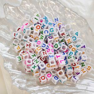 [15g]6mm 큐브 화이트 알파벳 EAB3 비즈 이니셜팔찌 공예재료