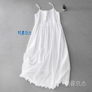 펀칭 플라워 레이스 롱 레이어드 이너 속치마 원피스 린넨 캐주얼한 아이코닉한 룩