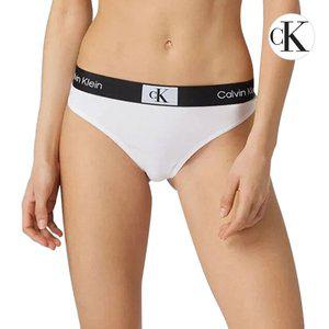 [Calvin Klein Underwear]캘빈클라인 CK 로고 언더웨어 모던 여성 티팬티 속옷 QF7221E-100