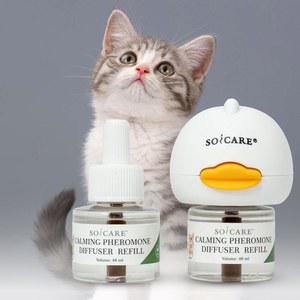 SOICARE 고양이 페로몬 진정 디퓨저, 고양이 불안 진정 디퓨저, 페로몬 디퓨저를 사용하여 여러 고양이를 진정시키고, 기본 키트(디퓨저 1개 및 리필 2개 x 48ml)로 50일간 진정시키는 고양이 간식을 제공합니다