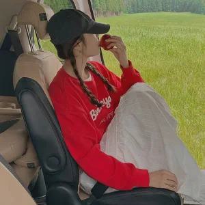 핫핑 보야지1979 라운드넥 루즈핏 자수 레터링 긴팔 맨투맨