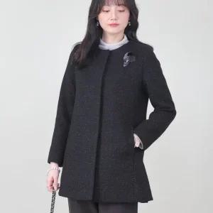 애비뉴투지 엄마옷 하객룩 트위드 펄사 브로치 히든 스냅 정장 코트 J01521