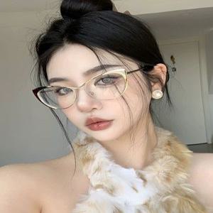 반뿔테안경 반테안경 레트로 캣츠아이 여자 안경테