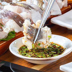 [맛군]여수 제철 당일손질 갯장어 손질 하모 샤브용 손질후 300g내외 /육수팩+ 초장 증정