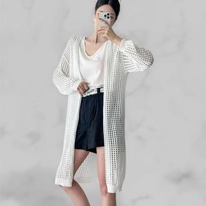 [다잇템] 여자 피서룩 레이어드용 펀칭 여름긴팔 롱가디건