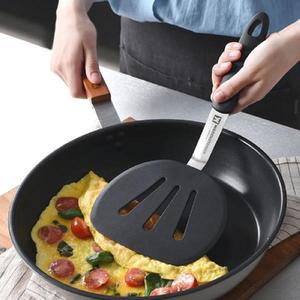 [바겐슈타이거] 슈바츠 실리콘 뒤집개 라운드 계란말이 뒤집개 긁힘없는
