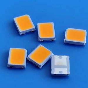 LED 조명 애플 호환리케이션용 중간 전력 0.5W 3.0-3.2V 2835 150mA PC 호박색 1800-2000K
