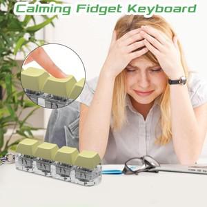 키보드 Fidget 장난감 어린이를위한 다채로운 체인 Keycap 스트레스 릴리프 선물 손가락 버튼 안티