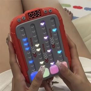 전자 퍼즐 게임 기계 Montessori Pockets 여행 장난감 음악 리듬 라이트 업 교육 감각 패스트 푸시 테이블