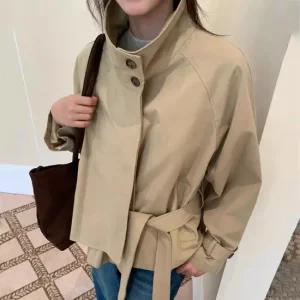 여성 오버핏 하이넥 백버튼 벨티드 숏 트렌치 코트