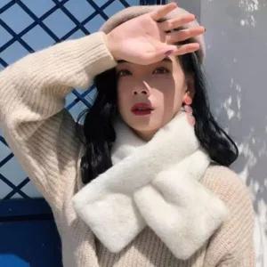 짧은 목도리 퍼 방한 겨울 끼우는 털목도리 머플러 (WFJUXEW)