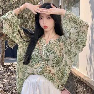 [하프클럽/]박시핏 심플 꽃무늬탑