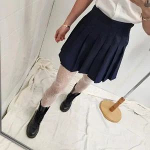 사계절 여자 데일리 네이비 플레어  스커트