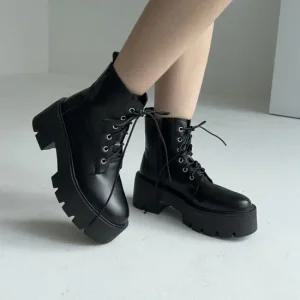 티에이 플랫 워커 부츠  굽6.5cm) )