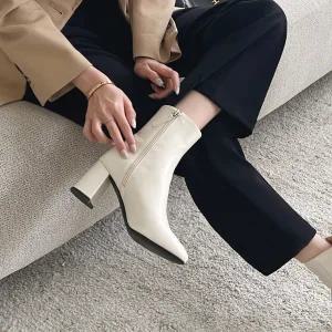 [롯데백화점]소보 티네르 라운딩토 베이직 앵클부츠 7cm