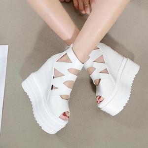 여성 통굽 샌들 14CM 키높이슈즈 가보시 발편한 데일리 웨지힐