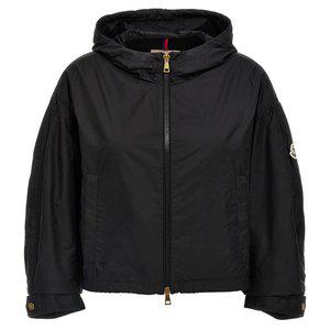 [명품] 25SS VIZILLE 로고 패치 바람막이 자켓 블랙 1A001 62 53A5E 999