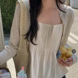 [케이클럽]미닛트 레이스 핀턱 나시 블라우스