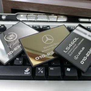 럭셔리 메탈 주차번호판 연락처 안내 알림판 전화번호 판 전화 알림판 럭셔리 차량 논슬립 자동차 번호