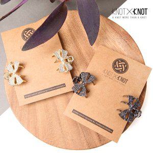 [KNOTXKNOT] 2p 앙증맞고 고급진 블랙 화이트 큐빅 리본 집게핀