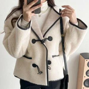 여자 FW FUR 외투 떡볶이단추 무스탕 점퍼_4