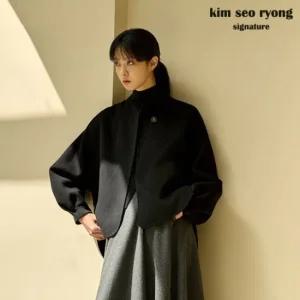 김서룡 시그니처울블렌드 핸드메이드 볼륨 케이프 코트 [런칭 가격 159,900원]