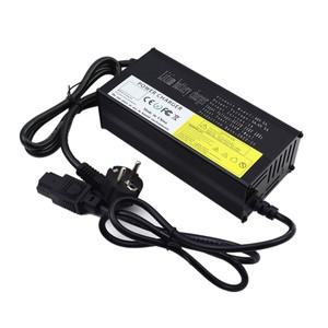 54.6V 5A/8A/10A/12A/15A/20A 리튬 배터리 충전기 알루미늄 쉘 LCD 13S 20A 전자 스쿠터/자전거 고속