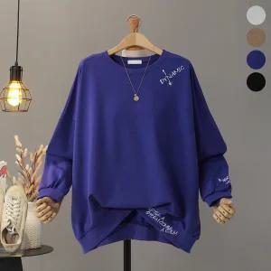 [모노시크] 델리느 데일리 포인트 레터링 맨투맨_MNTG399